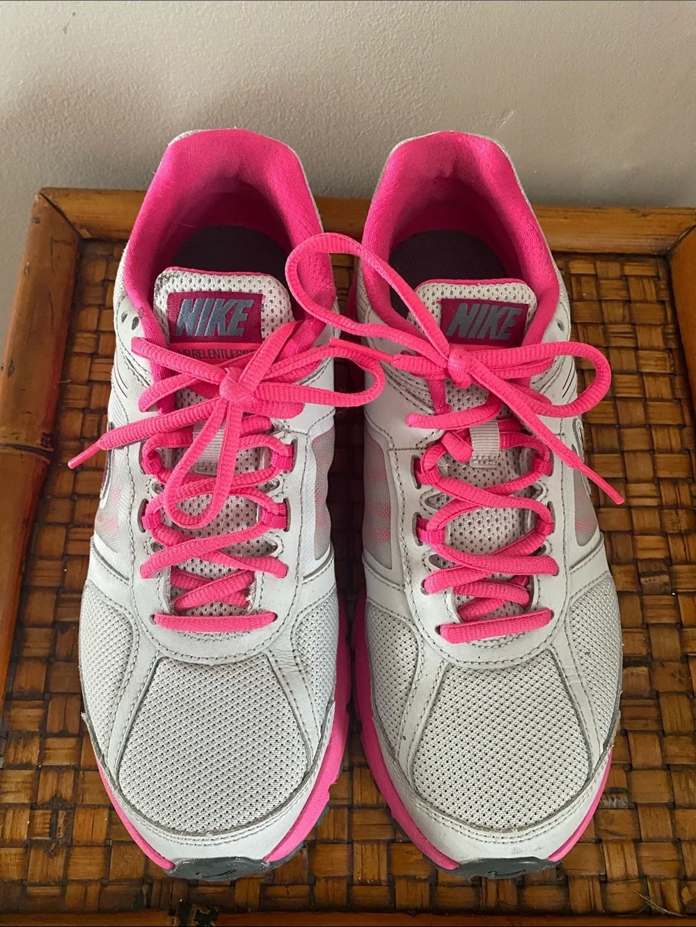 Nike Air Shoes 7.5 Y2K Retro Athleisure Beach Running Casual Track Y2K Everyday